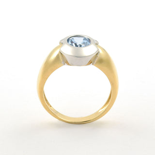 Ring aus 585 Gelb- und Weißgold mit Topas, nachhaltiger second hand Schmuck perfekt aufgearbeitet