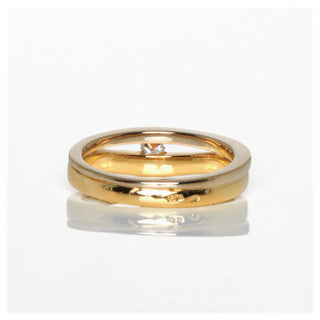 Brillantring aus 750 Gelb- und Weißgold, nachhaltiger second hand Schmuck perfekt aufgearbeitet