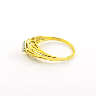Ring aus 585 Gelb- und Weißgold mit Brillant, nachhaltiger second hand Schmuck perfekt aufgearbeitet