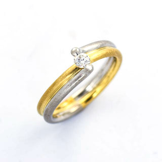 Brillantring aus 750 Gelb- und Weißgold, nachhaltiger second hand Schmuck perfekt aufgearbeitet