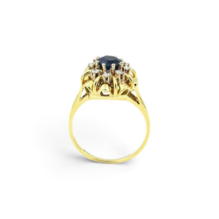 Saphirring aus 585 Gelb- und Weißgold mit Diamant, nachhaltiger second hand Schmuck perfekt aufgearbeitet