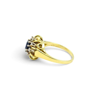 Saphirring aus 585 Gelb- und Weißgold mit Diamant, nachhaltiger second hand Schmuck perfekt aufgearbeitet