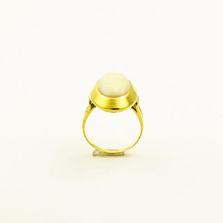 Ring aus 585 Gelbgold mit Opal, nachhaltiger second hand Schmuck perfekt aufgearbeitet