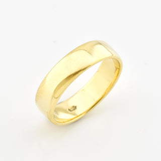 Ring aus 585 Gelbgold, nachhaltiger second hand Schmuck perfekt aufgearbeitet