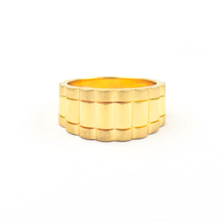Ring aus 750 Gelbgold, nachhaltiger second hand Schmuck perfekt aufgearbeitet