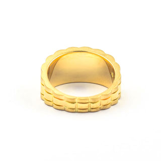 Ring aus 750 Gelbgold, nachhaltiger second hand Schmuck perfekt aufgearbeitet
