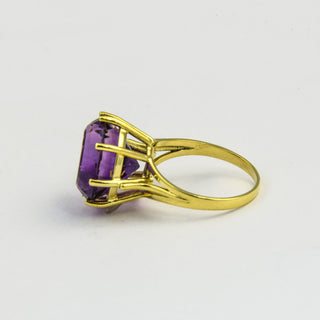 Ring aus 585 Gelbgold mit Amethyst, nachhaltiger second hand Schmuck perfekt aufgearbeitet
