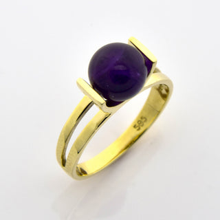 Ring aus 585 Gelbgold mit Amethyst, nachhaltiger second hand Schmuck perfekt aufgearbeitet