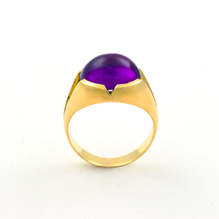Ring aus 585 Gelbgold mit Amethyst, nachhaltiger second hand Schmuck perfekt aufgearbeitet