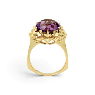 Ring aus 585 Gelbgold mit Amethyst, nachhaltiger second-hand Schmuck perfekt aufgearbeitet