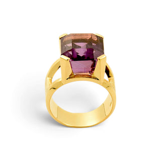 Ring aus 750 Gelbgold mit Amethyst, nachhaltiger second-hand Schmuck perfekt aufgearbeitet