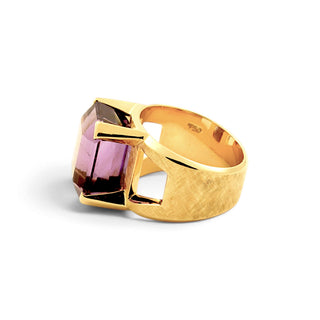 Ring aus 750 Gelbgold mit Amethyst, nachhaltiger second-hand Schmuck perfekt aufgearbeitet