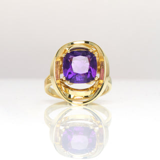 Ring aus 585 Gelbgold mit Amethyst, nachhaltiger second hand Schmuck perfekt aufgearbeitet