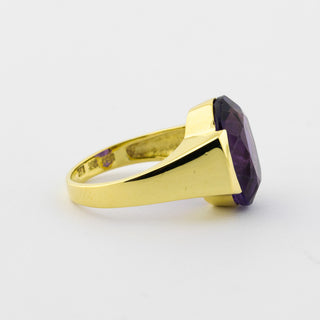 Ring aus 585 Gelbgold mit Amethyst, hochwertiger second hand Schmuck perfekt aufgearbeitet