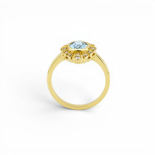 Ring aus 585 Gelbgold mit Aquamarin und Brillant, nachhaltiger second-hand Schmuck perfekt aufgearbeitet