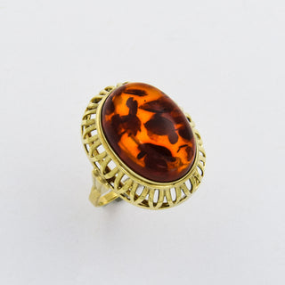 Ring aus 333 Gelbgold mit Bernstein, nachhaltiger second hand Schmuck perfekt aufgearbeitet