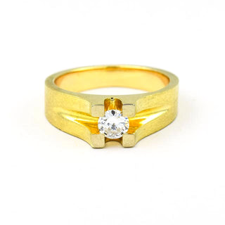 Brillantring aus 750 Gelbgold, nachhaltiger second hand Schmuck perfekt aufgearbeitet