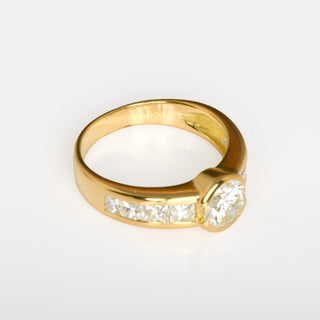 Brillantring aus 750 Gelbgold mit Diamant, nachhaltiger second hand Schmuck perfekt aufgearbeitet