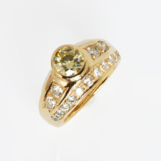 Brillantring aus 585 Gelbgold mit Diamant, nachhaltiger second hand Schmuck perfekt aufgearbeitet