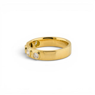 Brillantring aus 750 Gelbgold, nachhaltiger second hand Schmuck perfekt aufgearbeitet