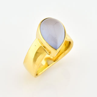 Ring aus 750 Gelbgold mit Chalcedon, nachhaltiger second hand Schmuck perfekt aufgearbeitet