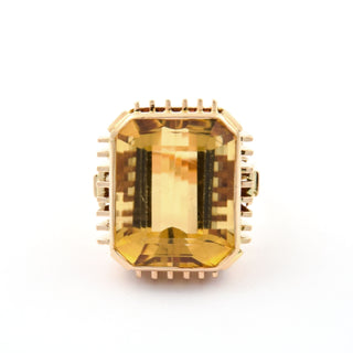 Ring aus 585 Gelbgold mit Citrin, nachhaltiger second hand Schmuck perfekt aufgearbeitet