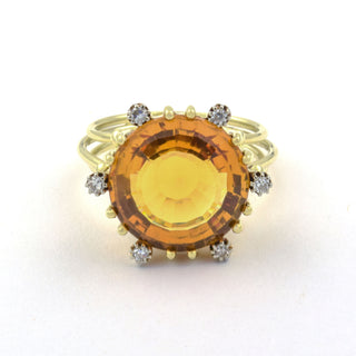 Ring aus 585 Gelbgold mit Citrin und Diamant, nachhaltiger second hand Schmuck perfekt aufgearbeitet