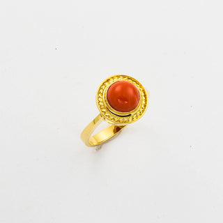 Ring aus 585 Gelbgold mit Koralle, nachhaltiger second hand Schmuck perfekt aufgearbeitet