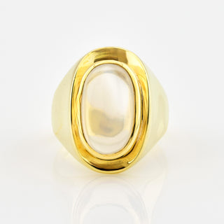 Ring aus 585 Gelbgold mit Mondstein, nachhaltiger second hand Schmuck perfekt aufgearbeitet