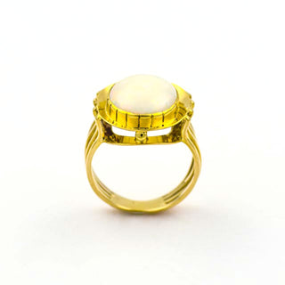Ring aus 585 Gelbgold mit Opal, nachhaltiger second hand Schmuck perfekt aufgearbeitet