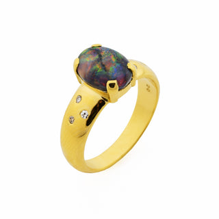 Ring aus 750 Gelbgold mit Opal und Brillant, nachhaltiger second hand Schmuck perfekt aufgearbeitet