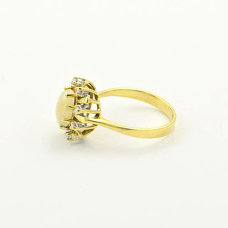 Ring aus 585 Gelbgold mit Opal und Diamant, nachhaltiger second hand Schmuck perfekt aufgearbeitet