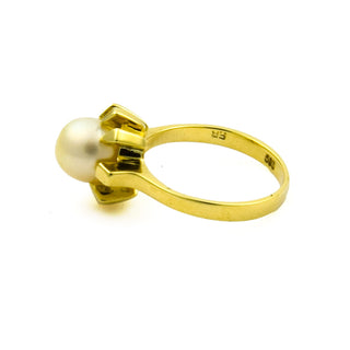Ring aus 585 Gelbgold mit Perle, nachhaltiger second hand Schmuck perfekt aufgearbeitet