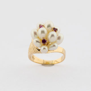 Ring aus 585 Gelbgold mit Perle und Rubin, vintage, nachhaltiger second hand Schmuck perfekt aufgearbeitet