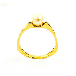 Ring aus 585 Gelbgold mit Perle, nachhaltiger second hand Schmuck perfekt aufgearbeitet