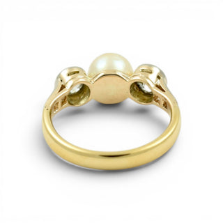 Perlenring aus 750 Gelbgold mit Brillant und Diamant, nachhaltiger second-hand Schmuck perfekt aufgearbeitet