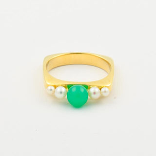 Perlenring aus 750 Gelbgold mit Chrysopras, nachhaltiger second hand Schmuck perfekt aufgearbeitet