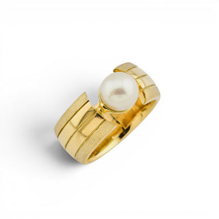 Perlenring aus 585 Gelbgold, nachhaltiger second hand Schmuck perfekt aufgearbeitet