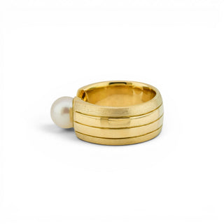 Perlenring aus 585 Gelbgold, nachhaltiger second hand Schmuck perfekt aufgearbeitet