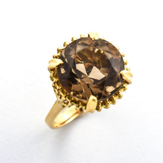 Ring aus 750 Gelbgold mit Rauchquarz, nachhaltiger second hand Schmuck perfekt aufgearbeitet