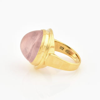 Ring aus 585 Gelbgold mit Rosenquarz, nachhaltiger second hand Schmuck perfekt aufgearbeitet