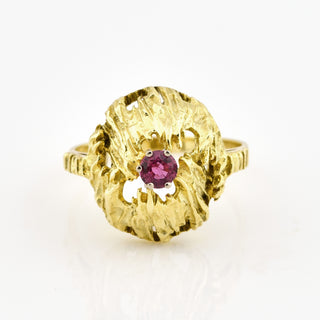 Rubinring aus 585 Gelbgold, nachhaltiger second hand Schmuck perfekt aufgearbeitet