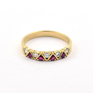 Rubinring aus 585 Gelbgold mit Brillant, nachhaltiger second hand Schmuck perfekt aufgearbeitet