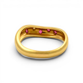 Rubinring aus 750 Gelbgold mit Brillant, nachhaltiger second-hand Schmuck perfekt aufgearbeitet