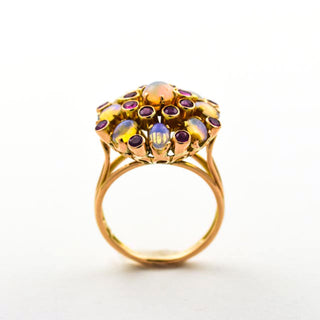 Rubinring aus 585 Gelbgold mit Opal, nachhaltiger second hand Schmuck perfekt aufgearbeitet