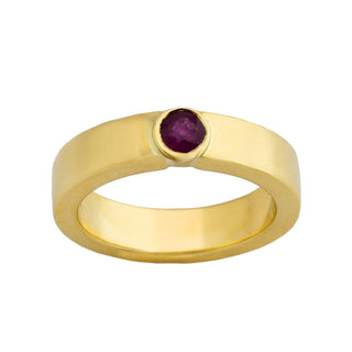 Rubinring aus 585 Gelbgold, nachhaltiger second hand Schmuck perfekt aufgearbeitet