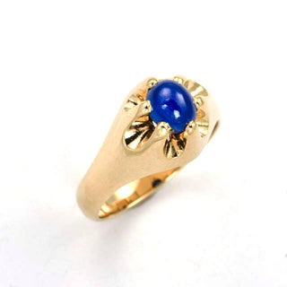 Saphirring aus 585 Gelbgold, nachhaltiger second hand Schmuck perfekt aufgearbeitet