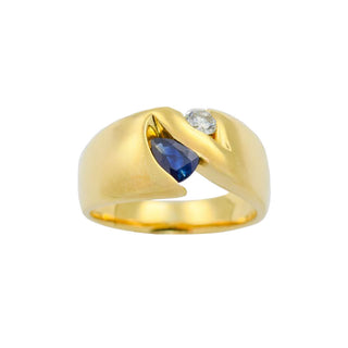 Saphirring aus 750 Gelbgold mit Brillant, nachhaltiger second hand Schmuck perfekt aufgearbeitet