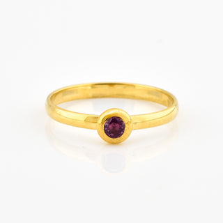 Saphirring aus 900 Gelbgold, nachhaltiger second hand Schmuck perfekt aufgearbeitet