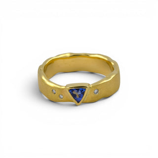 Ring aus 750 Gelbgold mit Tansanit und Brillant, nachhaltiger second-hand Schmuck perfekt aufgearbeitet